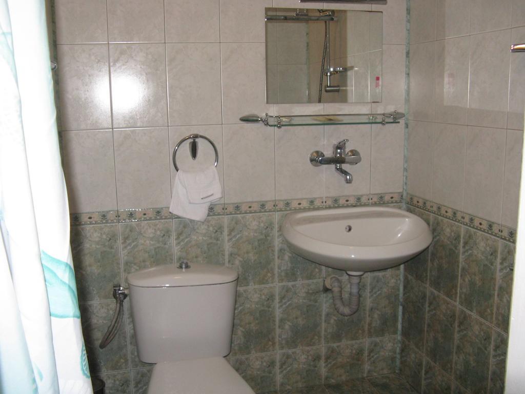 Family Hotel Kalina Koprivsjtitsa Rom bilde